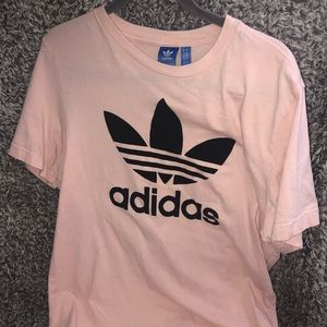 💋LIKE NEW PINK ADIDAS T SHIRT💋